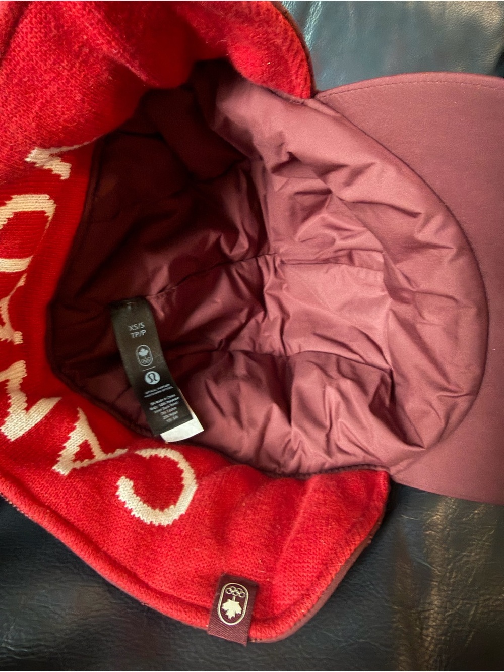 lululemon athletica Quilted Wine Red Brimmed Trapper Hat - Picture 7 of 14